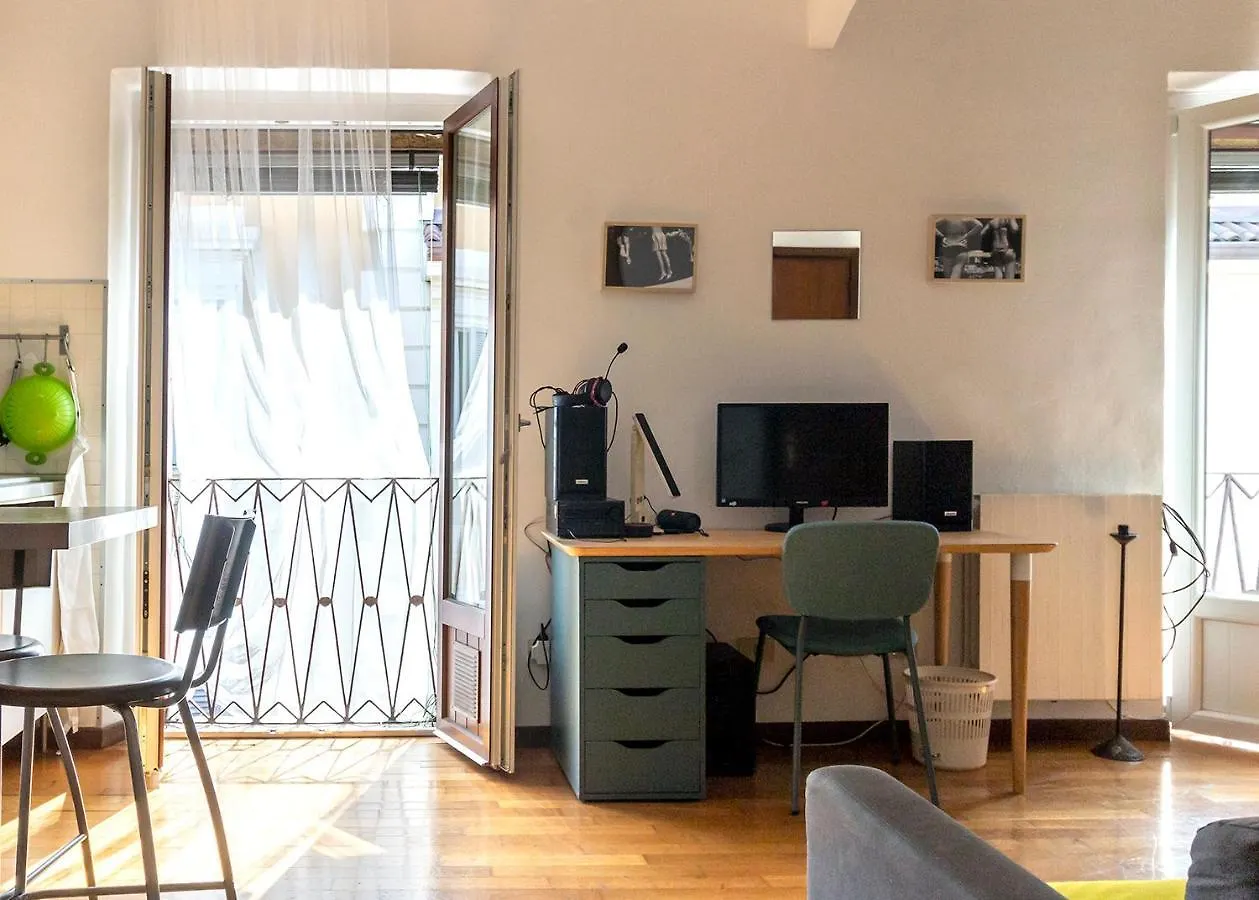 Апартаменты Monolocale Zona Navigli Милан 0*,  Италия