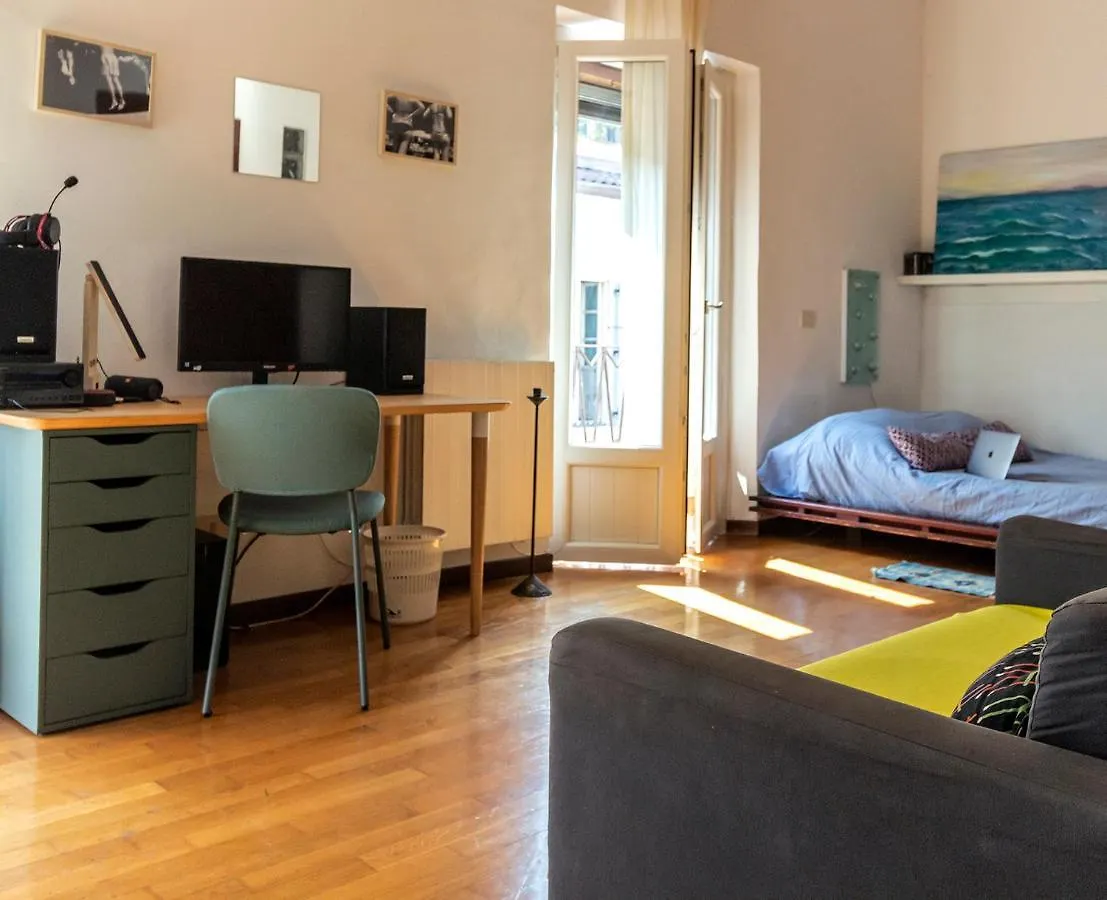 Monolocale Zona Navigli Apartment Milan Italy